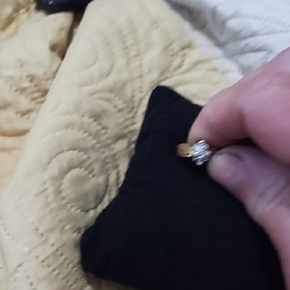 14k Gold Ring With 10 Diamonds Size 6